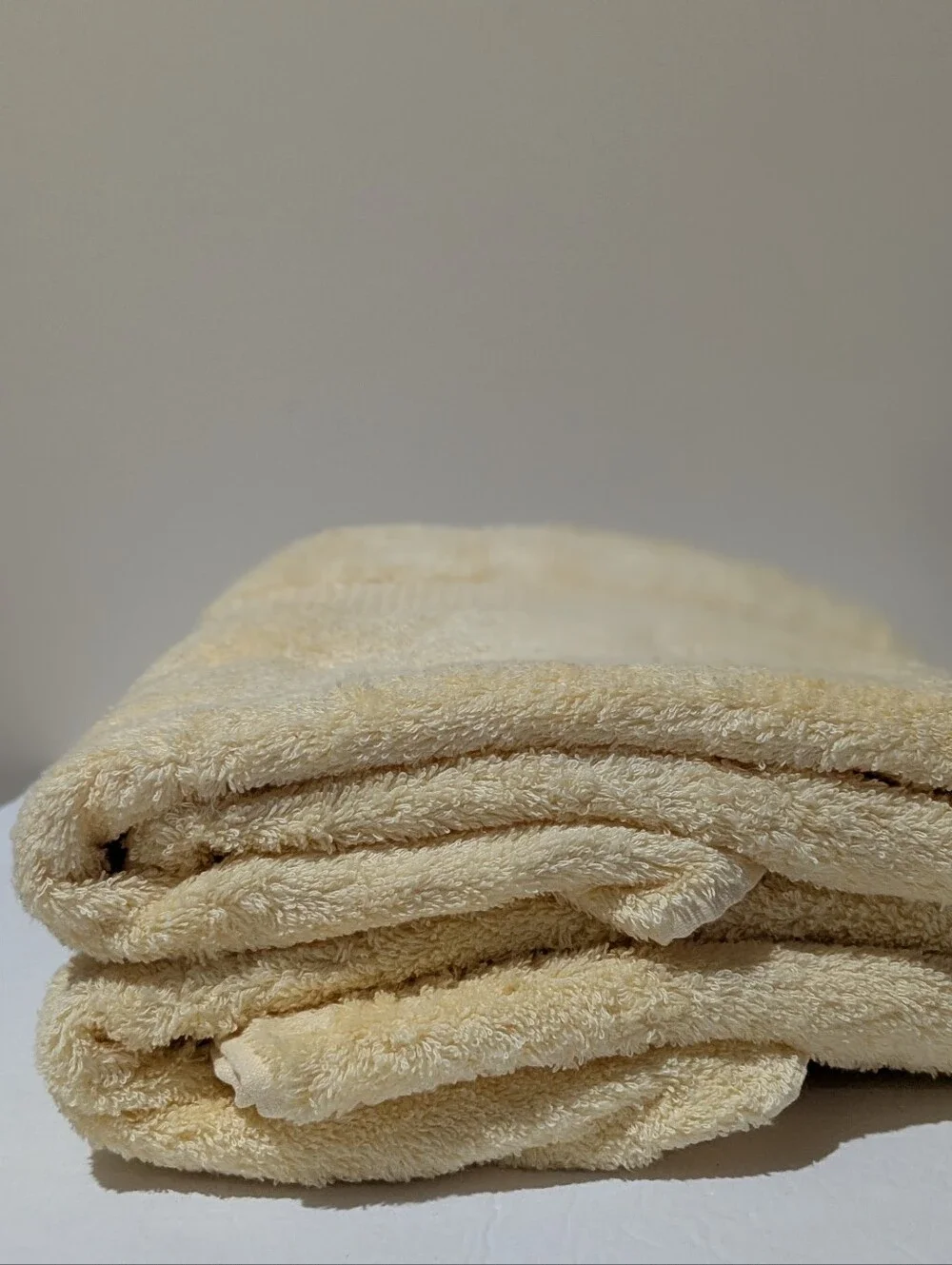 NEW Lot Of 2 Bianca Premium Very Soft Cotton Bath Towels - Light Yellow